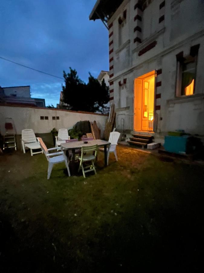 Chambre Sur La Falaise De Pontaillac Vaux-sur-Mer Extérieur photo