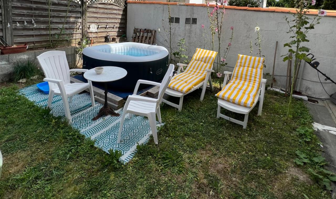 Chambre Sur La Falaise De Pontaillac Vaux-sur-Mer Extérieur photo